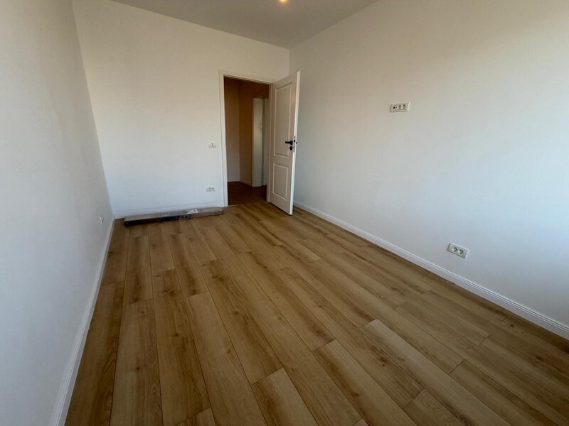 Nicolae Grigorescu 5 minute metrou -  Proprietar